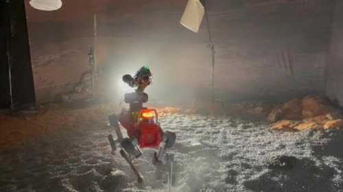 Robot Otonom Penjelajah Luar Angkasa Cari Sumber Daya Cepat