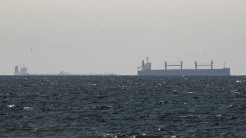 Iran Buka Selat Hormuz, Data Pelacakan Kapal Masih Tunjukkan Lalu Lintas Minim