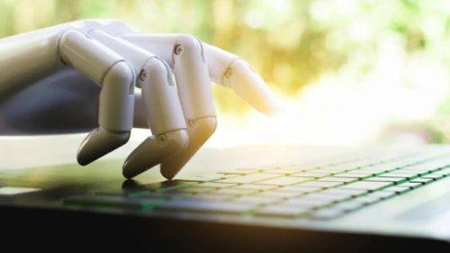 Cara Mengenali Tulisan AI Tanpa Detektor: Tips dari Profesor