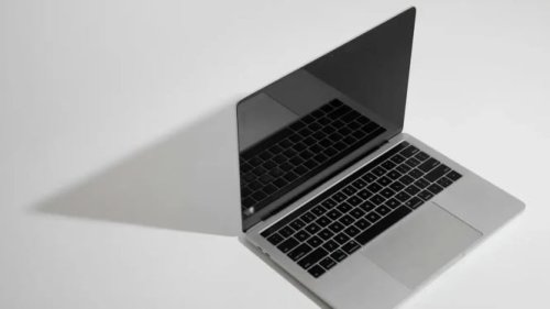 Jangan Tertipu Desain Tipis! Ini 6 Masalah Fatal Butterfly Keyboard Apple