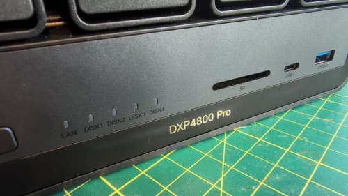 Review Ugreen DXP4800 Pro: NAS 4-Bay Powerhouse dengan Port 10GbE