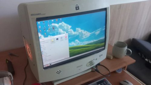 Modding PC Gaming Monitor CRT: Rakitan Gahar Libas Cyberpunk!