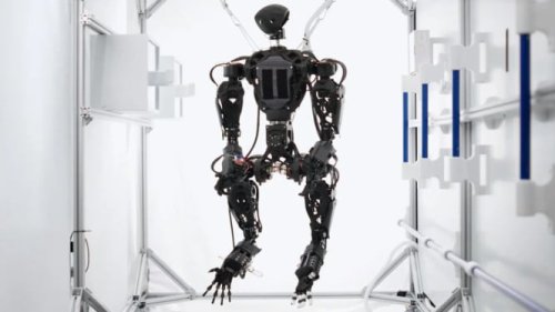 Robot Luar Angkasa Helios Diluncurkan dengan 4 Lengan