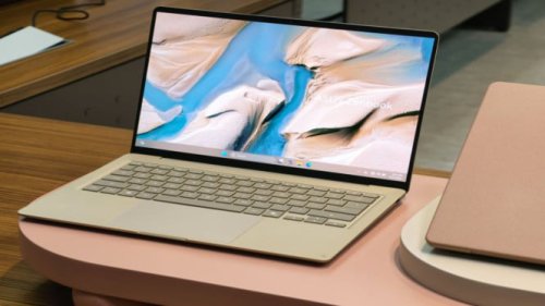 Tiga pilihan warna Asus Zenbook 14 Copilot AI terbaru yaitu Zabriskie Beige, Komodo Coral, dan Arctic Blue (Photo: Asus), Material Ceraluminum yang Tangguh dan Pilihan Warna Alam yang Elegan, Detail tekstur material Ceraluminum pada bodi laptop Asus Zenbook 14 yang tahan gores dan sidik jari (Photo: Asus), Performa AI Hingga 50 TOPS untuk Produktivitas Masa Depan, Deretan port konektivitas pada sisi samping Asus Zenbook 14 termasuk HDMI dan USB C (Photo: Asus), Layar OLED Jernih dan Kenyamanan Penggunaan Harian, Mobilitas Tanpa Batas dengan Bodi Ringan dan Baterai Awet, Asus Perkenalkan Zenbook 14 Copilot AI Terbaru dengan Pilihan Prosesor Intel AMD dan Snapdragon