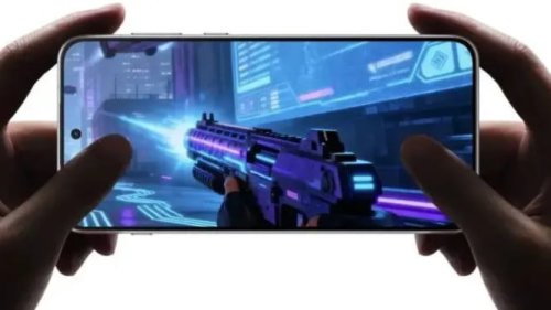 Mengapa September Jadi &ldquo;Bulan Perang&rdquo; Smartphone Flagship?, Spesifikasi Bocoran OnePlus 16: Flagship Tanpa Kompromi, Kamera: Masih Ada Ketidakpastian, iQOO 16: Fokus pada Kualitas Sensor, Bukan Resolusi Tinggi, Jadwal Global: Tiongkok Dulu, Dunia Internasional Menyusul, Persaingan September 2025: Siapa Saja yang Ikut?, Kesimpulan: Era Baru Persaingan Smartphone Dimulai, September Jadi Bulan Gila! OnePlus 16 &amp; iQOO 16 Serbu Pasar Bareng Xiaomi &amp; OPPO