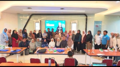 Indibiz Latih Guru Makassar Kuasai AI dan STEAM Demi Kelas Interaktif