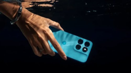 Desain dan Daya Tahan: Dibangun untuk Bertahan di Segala Medan, Layar AMOLED 6,8 Inci dengan Kecerahan 5000 Nit: Terang Bahkan di Bawah Sinar Matahari Langsung, Kamera 200MP dengan OIS: Fotografi Detail Tinggi ala Profesional, Performa: Dimensity 6400, 8GB RAM, dan Android 16 Out of the Box, Baterai 5200mAh + TurboPower 33W: Daya Tahan Hingga 35 Jam, Harga dan Ketersediaan Global, Kesimpulan: Revolusi Mid-Range yang Tak Bisa Diabaikan, Moto G Max Resmi: Kamera 200MP, Layar 5000 Nit &amp; Tahan Banting Militer!