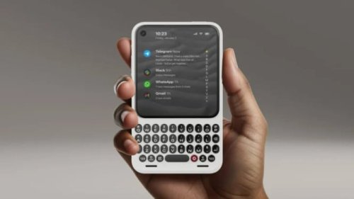 Reinkarnasi BlackBerry 2026, Clicks Communicator Hadir sebagai Ponsel QWERTY Modern