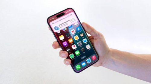 Elon Musk Khawatir Konsentrasi Kekuatan Google di Siri AI