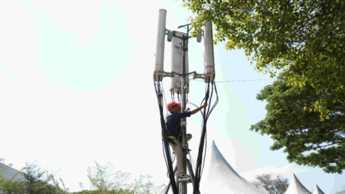 Mengapa Kebijakan Spektrum Jadi Fondasi Kecepatan Broadband?, Simplifikasi dan Insentif: Mendorong Investasi Infrastruktur, Kepastian Right of Way Percepat Pemerataan Layanan, Analisis Telkomsel terhadap Realisme Target Broadband Nasional, Telkomsel: 4 Syarat Kunci Capai Kecepatan Internet 60 Mbps 2026