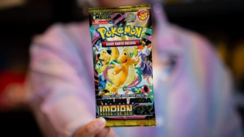 Mega Dragonite ex MUR: Mengapa Kartu Ini Jadi Incaran?, Inovasi Desain: Hadirnya Mega Attack Rare (MA) dengan Gaya Pop Art Jepang, Dampak pada Komunitas Pokemon TCG di Indonesia, Tips bagi Kolektor Pemula: Apa yang Harus Diperhatikan?, Kesimpulan: Lebih dari Sekadar Kartu Ini Pengalaman Nostalgia dan Strategi, Seri Baru Pokemon TCG: Evolusi Mega Impian ex Rilis, Ada Mega Dragonite MUR!
