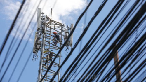 Industri Telekomunikasi Indonesia Terancam Gunting Finansial