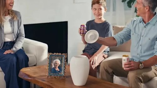 Serem Tapi Keren! Spotify Rilis Speaker Bentuk Tempat Abu, Harga Hampir Rp8 Juta