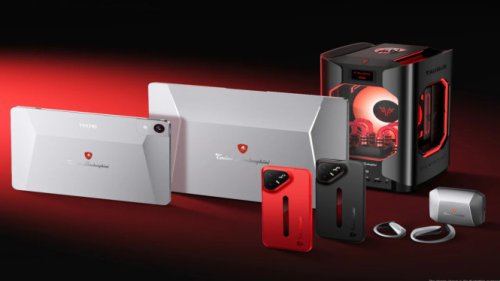 Kolaborasi TECNO Tonino Lamborghini: PC Gaming Water-Cooled Terkecil!