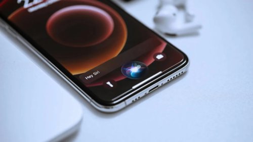 Update Siri iOS 27: Apple Izinkan AI Pihak Ketiga Masuk