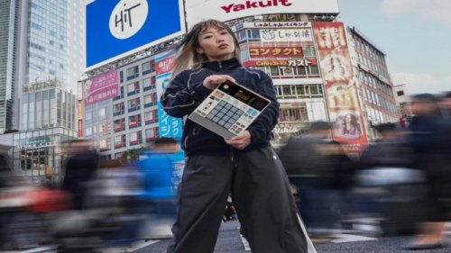 Akai MPC Sample: Revolusi Beatmaking Portable Harga Rp6 Jutaan