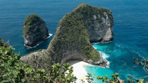 Bali Gak Cuma Kuta, Ini 5 Destinasi Populer yang Wajib Dikunjungi di 2025