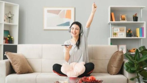 1. Menjaga Kesehatan Mental, 2. Meningkatkan Produktivitas, 3. Memperkuat Hubungan Keluarga, 4. Meningkatkan Kreativitas, 5. Menjaga Identitas Diri, 6. Meningkatkan Kesehatan Fisik, 7. Membangun Keseimbangan Hidup, Top 7+ Alasan Emak-emak Perlu Me Time, Bukan Cuma Ingin Senang-Senang!