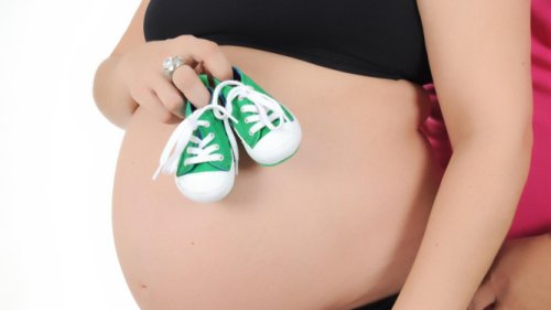 Stres Bisa Picu Flek pada Ibu Hamil, Jangan Anggap Remeh! Ini Tanda Bahaya yang Perlu Diwaspadai