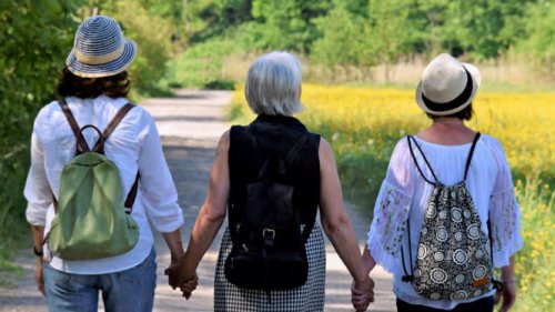 Kenapa Menopause Bisa Datang Lebih Cepat? Kenali Penyebab Menopause Dini