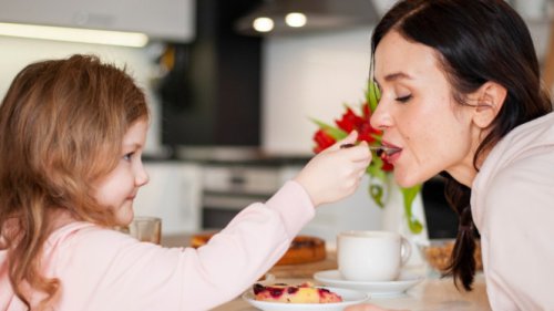 Jangan Gunakan Makanan Sebagai Hadiah atau Hukuman untuk Anak, Coba dengan Cara Ini
