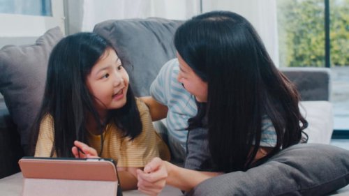 Top 5+ Cara Bikin Anak Cepat Bicara, Orang Tua Harus Paham!