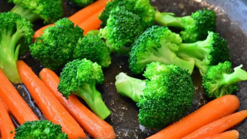 Top 6+ Tips Sabar Membiasakan Anak Picky Eater Makan Sayur dan Buah