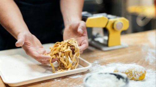 Cara Membuat Mie Ramen yang Kenyal dan Elastis, Ternyata Bisa Dibikin Sendiri di Rumah!