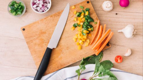 Tips Mencuci Pisau Dapur yang Benar agar Tidak Cepat Tumpul, Sering Diabaikan Padahal Penting!