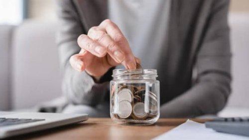 Menjalani Frugal Living Bukan Pelit, Ini Kata Filosofi Kuno Tentang Hidup Cukup