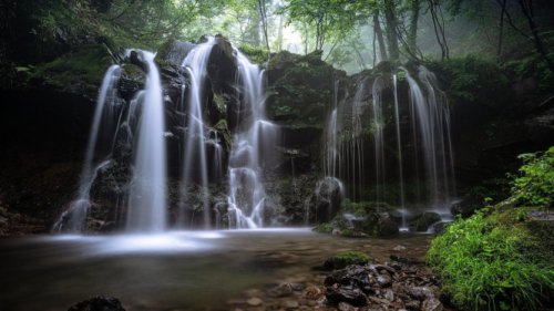 Kisah Cinta Tragis dan Hantu Janda di Air Terjun Coban Rondo