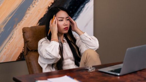 Hati-hati! 6 Dampak Burnout terhadap Kesehatan Finansial yang Jarang Disadari