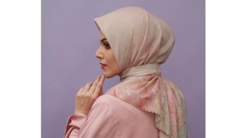 Mix and Match Hijab Segi Empat &amp; Pashmina untuk Si Pipi Tembem