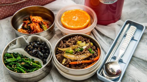 Lihat Jam Makan Siangmu, Apakah Waktu Tertentu Bisa Mempengaruhi Kenaikan Berat Badan?