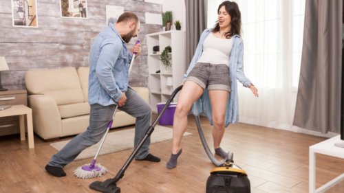 Top 5+ Cara Biar Suami Lebih Inisiatif di Rumah Tanpa Harus Disuruh, Bisa Banget Kok!
