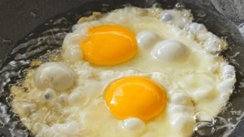 Kamu Sering Goreng Telur Begini? Hati-Hati, Bisa Picu Kanker!