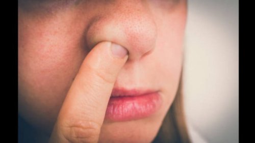 Ngupil Sembarangan Bikin Hidung Jadi Pesek dan Berjerawat? Ini Kata Dokter Kulit!