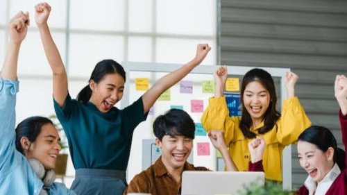Rekan Kerja Culas? Begini Cara Tetap Selamat Tanpa Ikut Drama Kantor