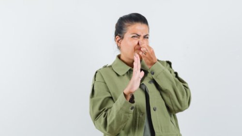 Mengapa Kentut Bisa Sangat Bau Tapi Tidak Bersuara?, Penyebab Kentut Bau Menyengat yang Harus Diwaspadai, Kapan Harus Mulai Waspada?, Cara Mengurangi Kentut Bau Secara Alami, Kentut Tak Bersuara Tapi Bau Menyengat? Hati-Hati! Tanda Ada Masalah di Ususmu