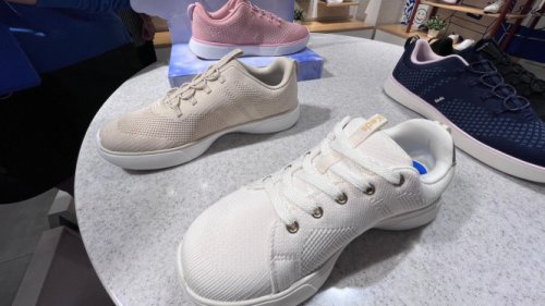 Keds Rilis Sepatu BlissWalk Padukan Sport dan Fashion, Senyaman Apa?