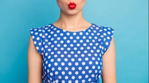 Polkadot Kembali Hits di 2025, Cocok untuk Tampil Playful atau Elegan