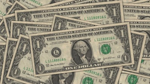 Dolar vs Emas, Mana Investasi yang Lebih Menguntungkan untuk Masa Depan Anda?