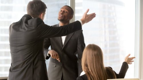 Hati-Hati, 5 Sinyal Bos Ingin Kamu Keluar Tanpa Dipecat dan Tanpa Pesangon
