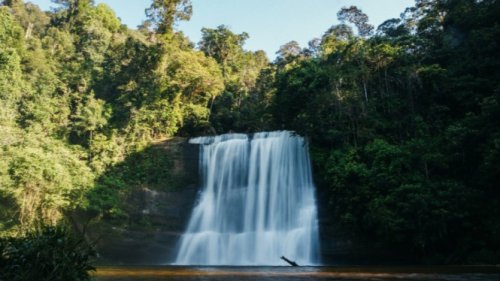 Air Terjun 7 Tingkat Riam Dait, Begini Cara Aksesnya dari Pontianak