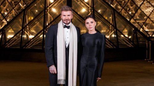 Rahasia Kecantikan Victoria Beckham, Ini Andalan Buat Bersihin Wajahnya