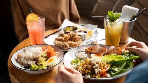 Top 5+ Kebiasaan Saat Makan Siang yang Tanpa Disadari Bisa Menambah Berat Badan