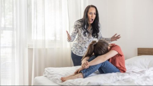 Orang Tua Mudah Emosi Saat Anak Susah Makan &amp; Belajar? Begini Penjelasan Psikologinya