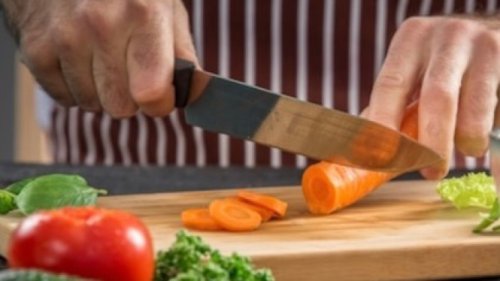 Cara Menajamkan Pisau Dapur yang Tumpul Jadi Tajam Lagi dengan Alat Sederhana