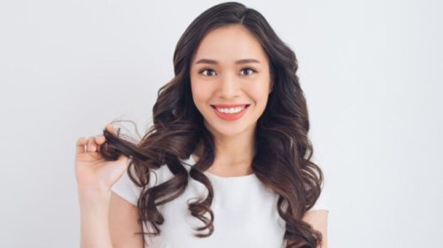Top 7+ Tips Merawat Rambut Usai Liburan agar Kembali Sehat dan Berkilau