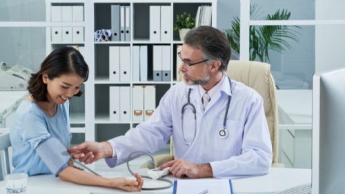 Menjaga Kesehatan dan Profesionalisme Tenaga Medis